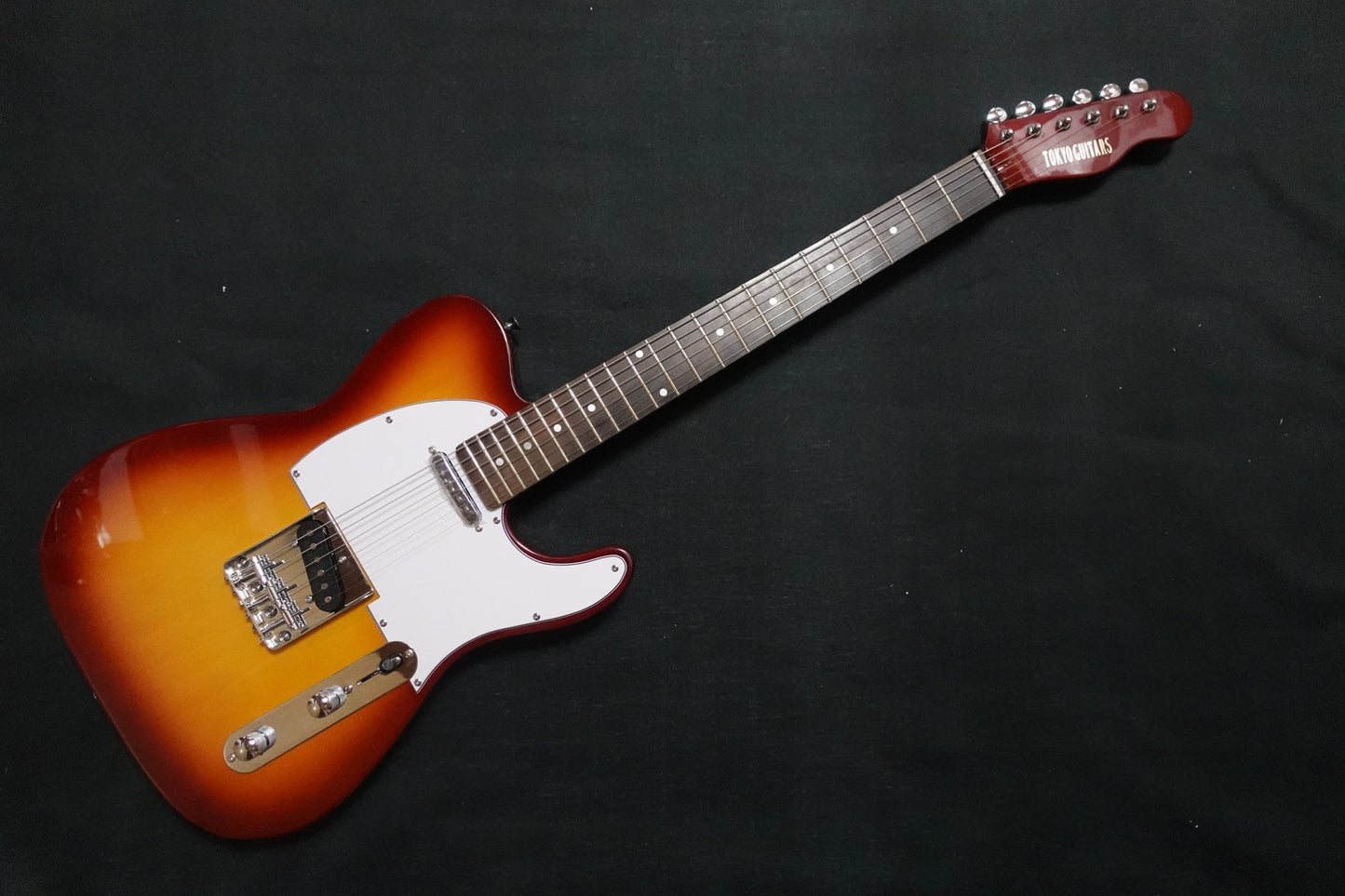 TL-300 (Cherry Burst)