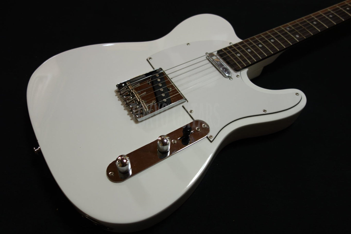 TL-300 (Solid White)