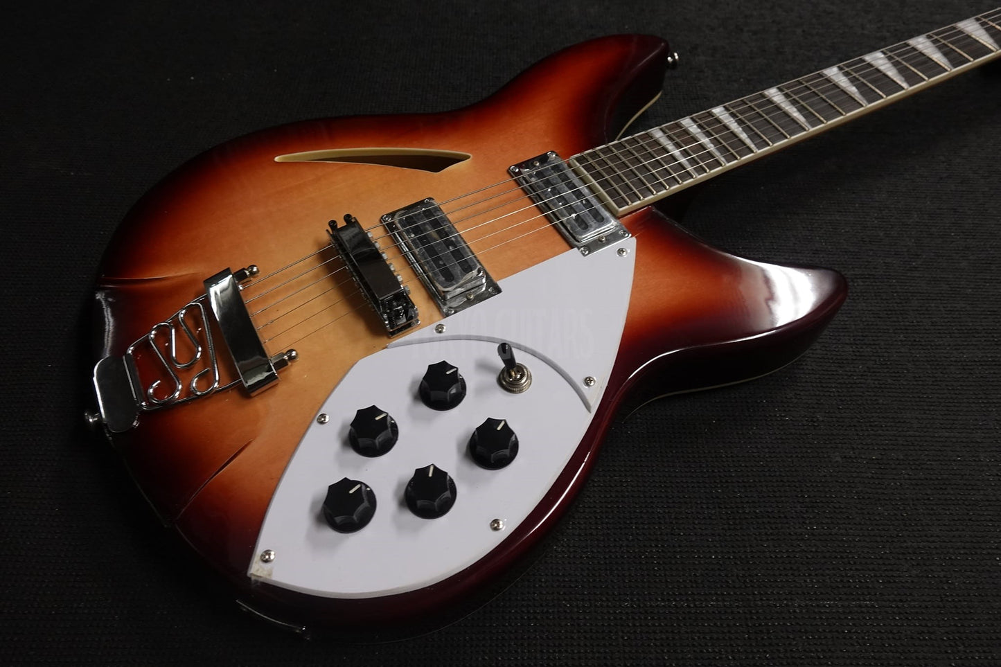 RB-6000 (Cherry Burst)