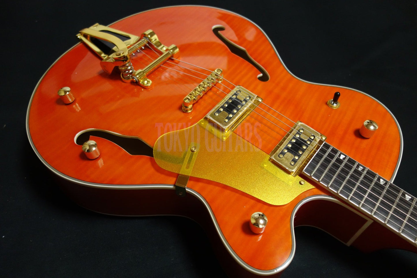 GR-1850 (Wooden Orange)