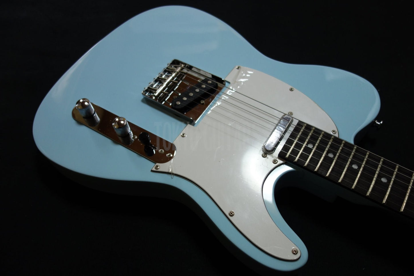 TL-300 (Solid Light Blue)
