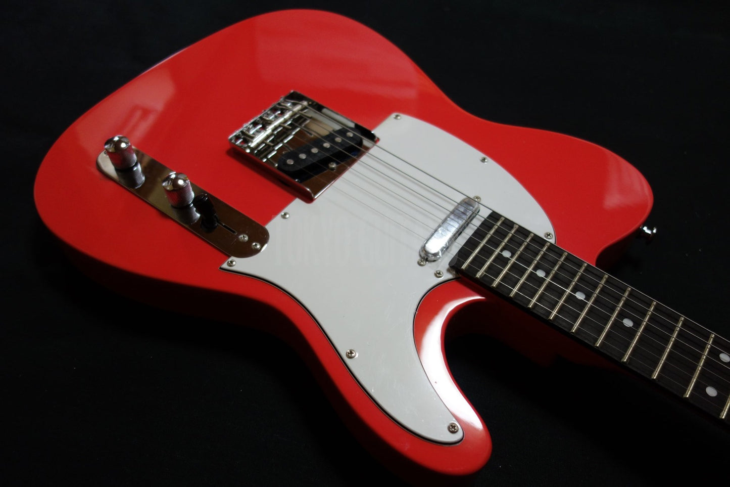 TL-300 (Solid Fiesta Red)