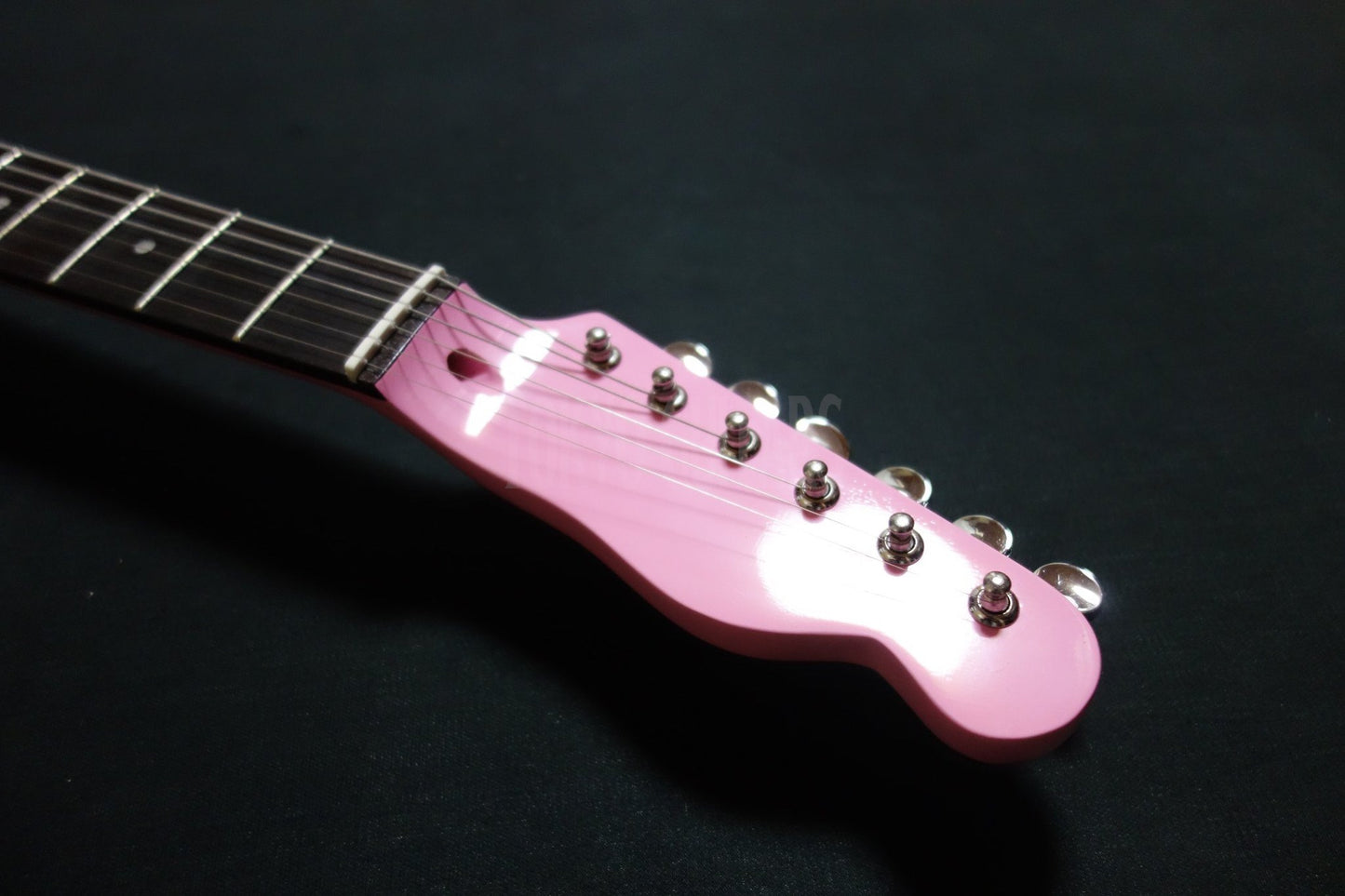 TL-300 (Solid Light Pink)