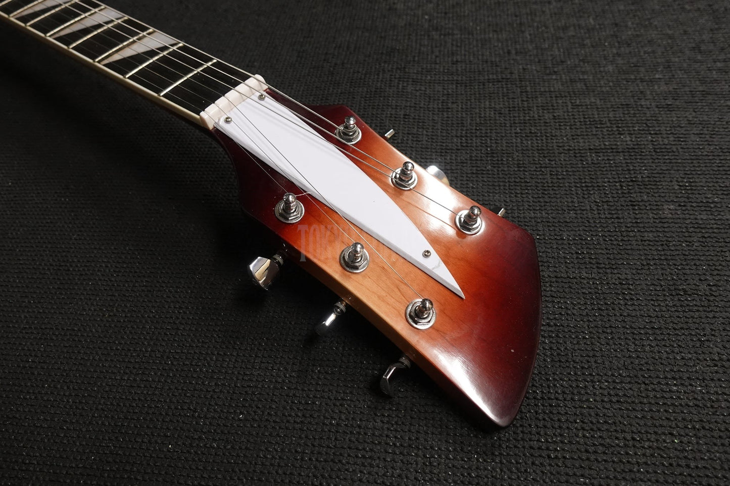 RB-6000 (Cherry Burst)